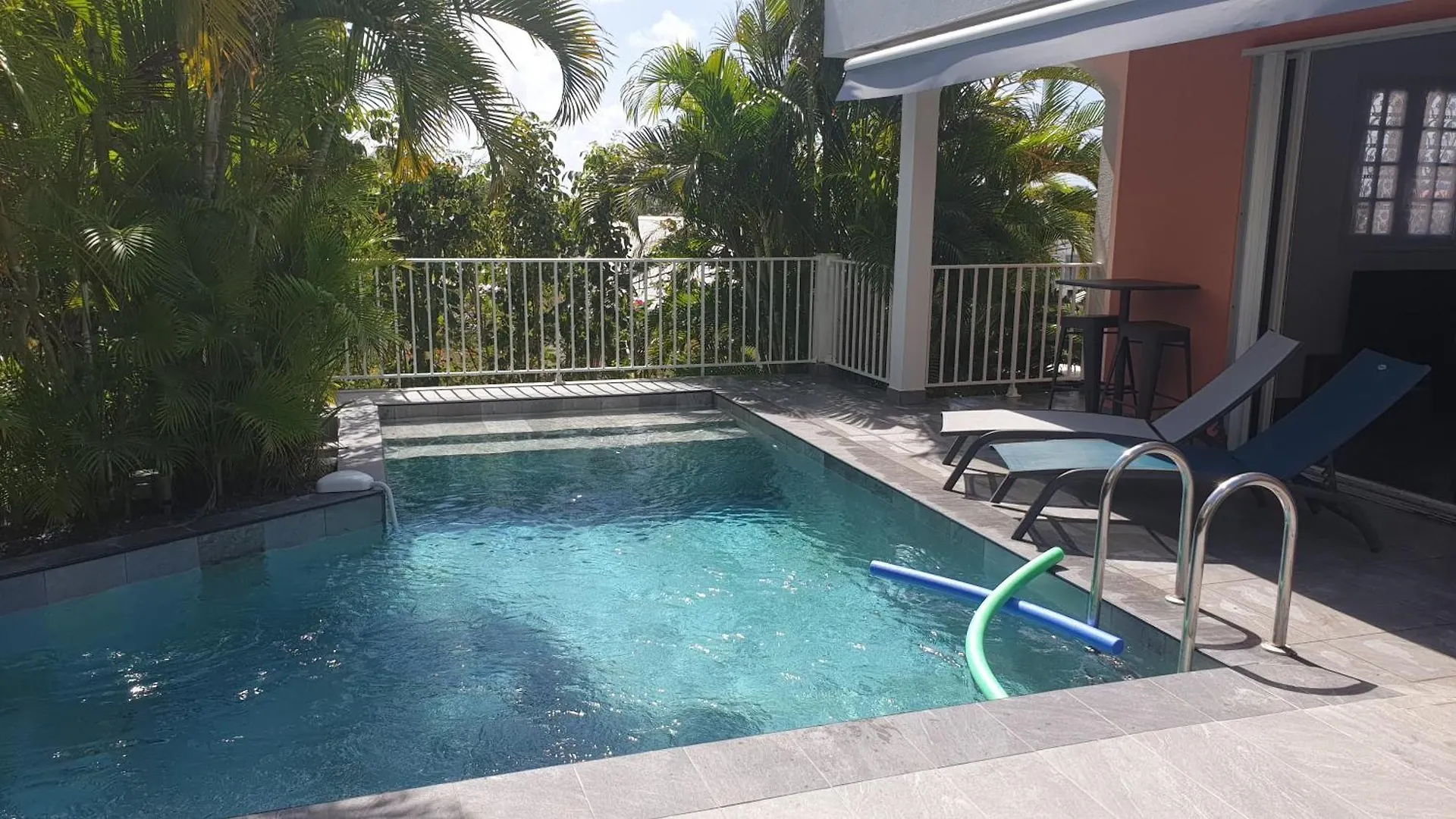 Villa Zeinga Sainte-Anne  Semesterbostad Sainte-Anne (Grande-Terre)